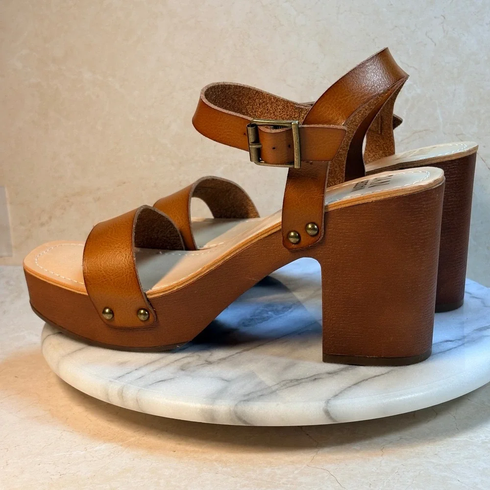 Madden NYC Lifft‎ Platform Block Heel Sandals Tan Leather Buckle Ankle Strap 9